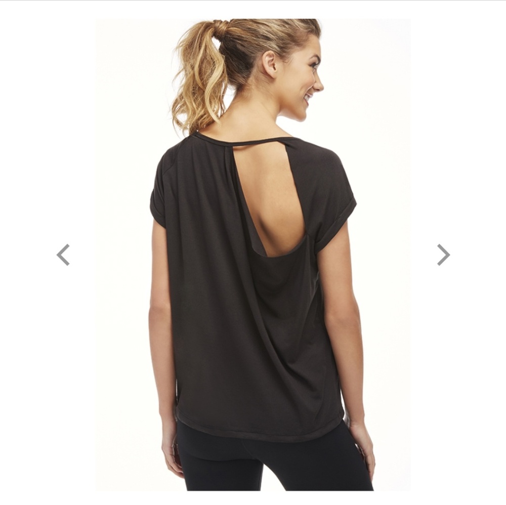 [Fabletics] Whitney Tee